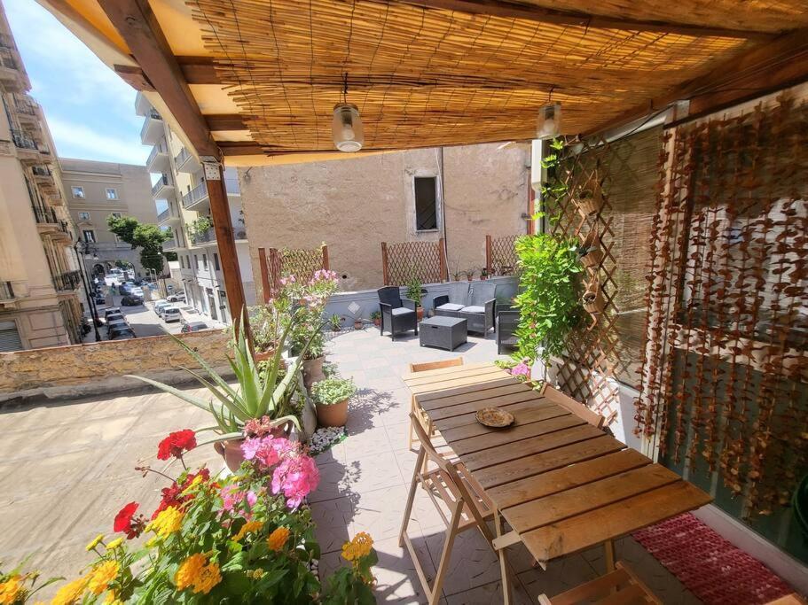 Casetta Poli- Appartamento Con Terrazza - Centro Storico Palermo Esterno foto