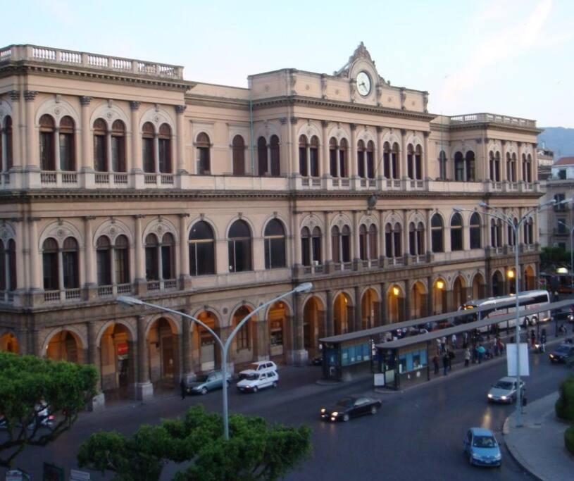 Casetta Poli- Appartamento Con Terrazza - Centro Storico Palermo Esterno foto